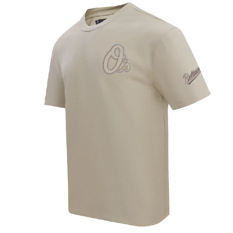 MLB BALTIMORE ORIOLES NEUTRAL MEN'S DROP SHOULDER TOP (TAUPE)